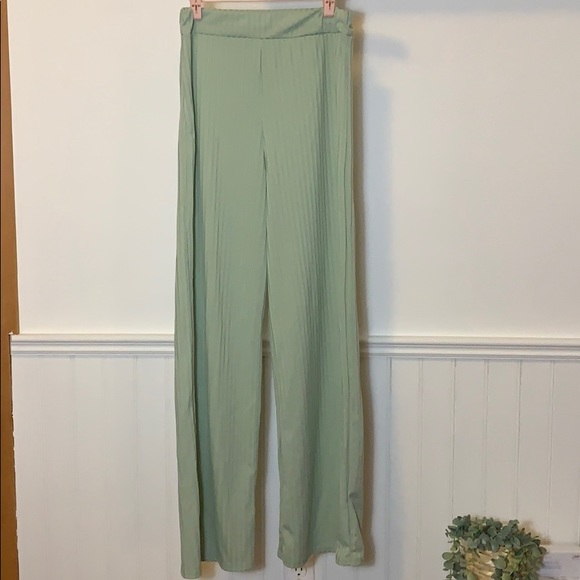 sage get right to it too and wide leg pants set - Picture 6 of 7
